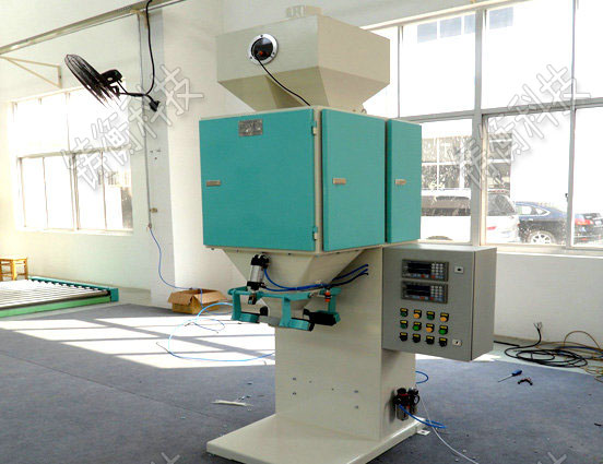 小型半自動包裝機(jī)